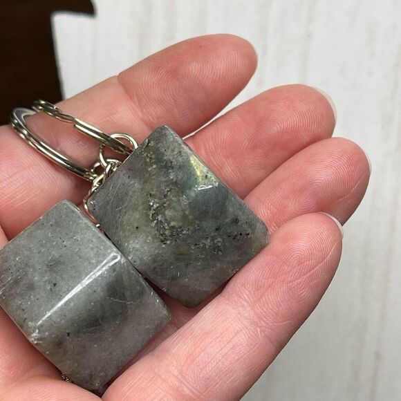 Labradorite cube keychain key ring flash 1” pendant chain NEW hand crafted - Picture 7 of 7